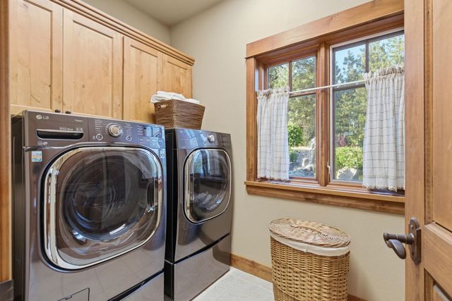 23810 E Broken Lance Ln, Liberty Lake, WA 99019