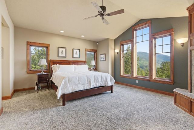 23810 E Broken Lance Ln, Liberty Lake, WA 99019