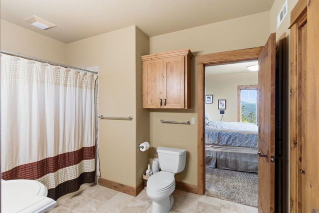 23810 E Broken Lance Ln, Liberty Lake, WA 99019