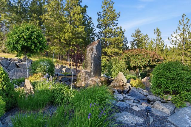 23810 E Broken Lance Ln, Liberty Lake, WA 99019