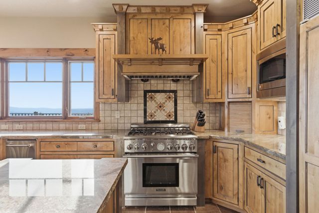 23810 E Broken Lance Ln, Liberty Lake, WA 99019