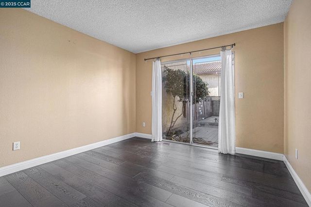 2921 19Th St, San Pablo, CA 94806
