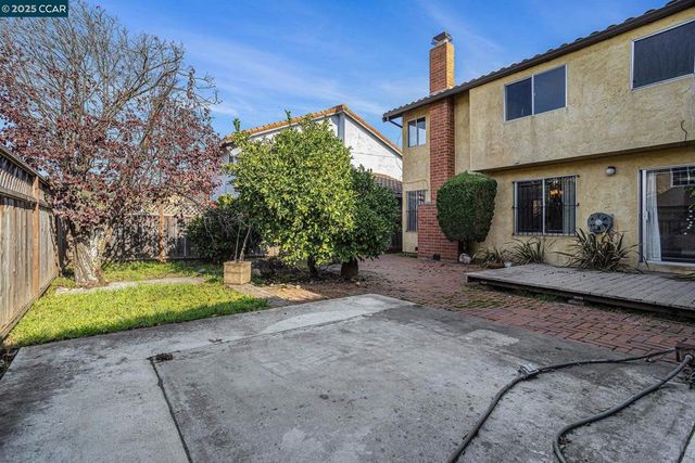 2921 19Th St, San Pablo, CA 94806