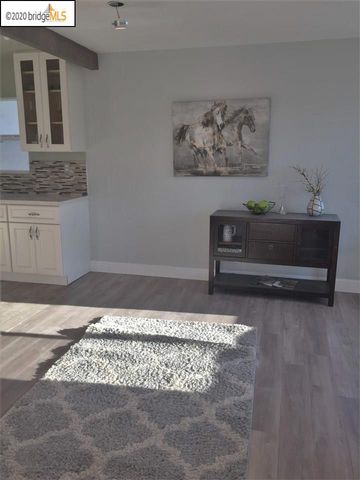 7510 7510 Rudsdale Street, Oakland, CA 94621