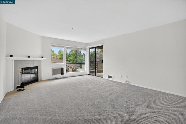 39078 Guardino Dr 209, Fremont, CA 94538