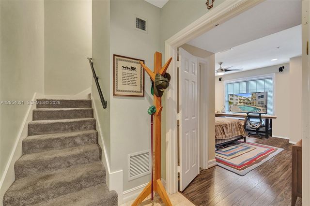 2726 Old Florida Trail, Wilton Manors, FL 33334