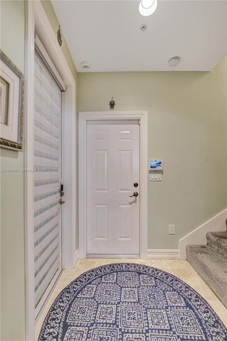 2726 Old Florida Trail, Wilton Manors, FL 33334