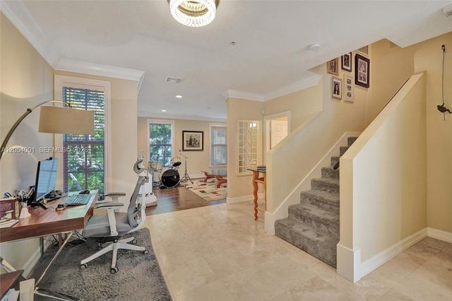 2726 Old Florida Trail, Wilton Manors, FL 33334