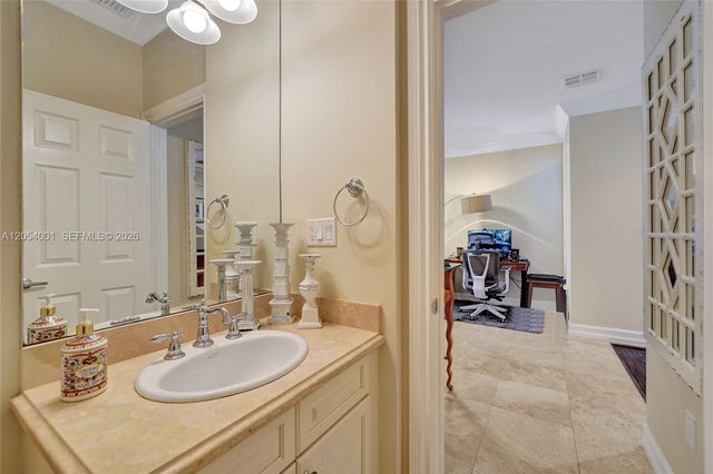 2726 Old Florida Trail, Wilton Manors, FL 33334