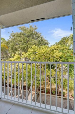 2726 Old Florida Trail, Wilton Manors, FL 33334