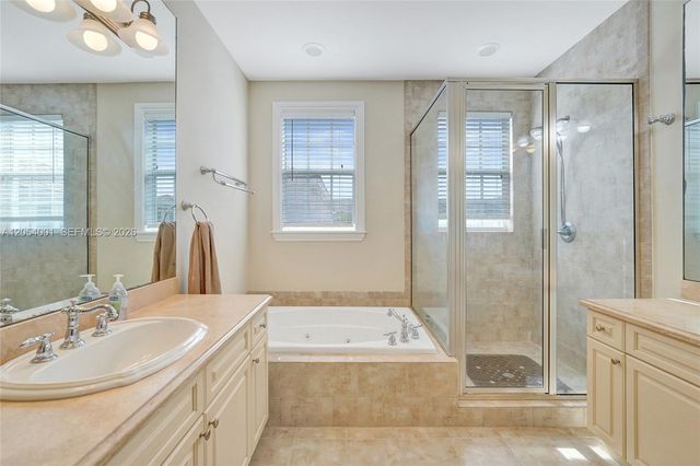 2726 Old Florida Trail, Wilton Manors, FL 33334