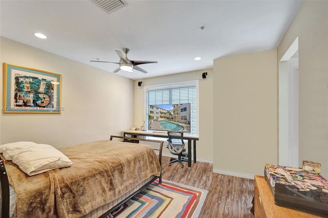 2726 Old Florida Trail, Wilton Manors, FL 33334