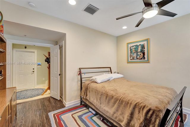 2726 Old Florida Trail, Wilton Manors, FL 33334