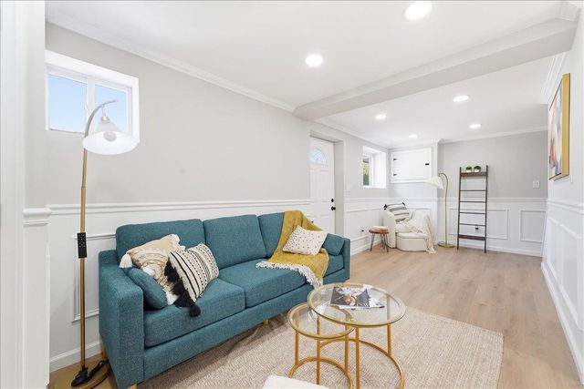 2 LAUREL CT, Jc, Downtown, NJ 07302