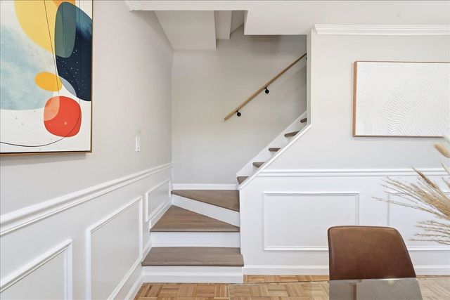 2 LAUREL CT, Jc, Downtown, NJ 07302