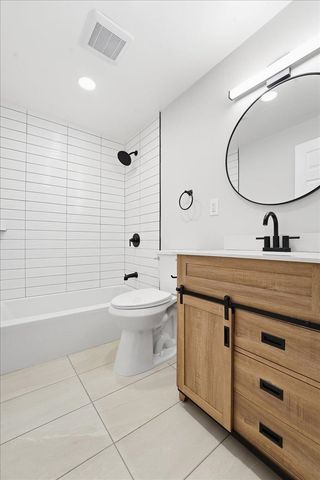 2 LAUREL CT, Jc, Downtown, NJ 07302