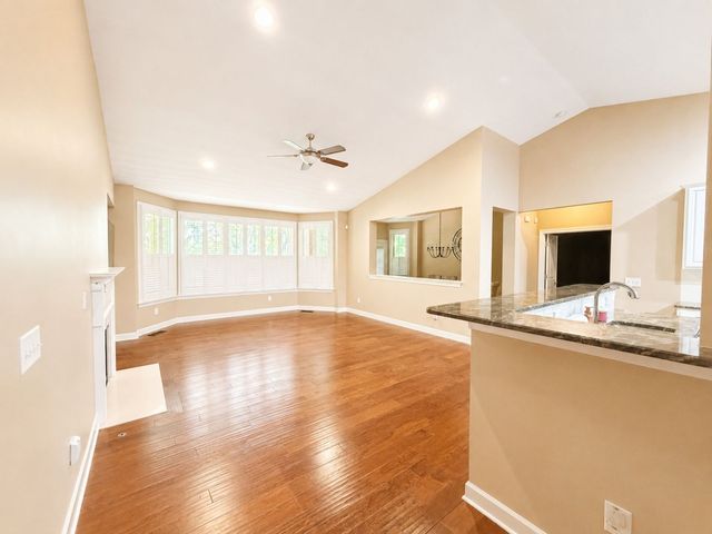 409 Valley Spring Dr, Mount Juliet, TN 37122