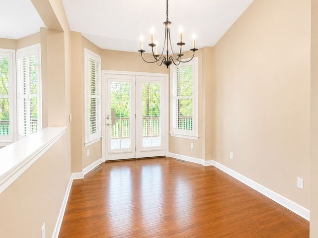 409 Valley Spring Dr, Mount Juliet, TN 37122