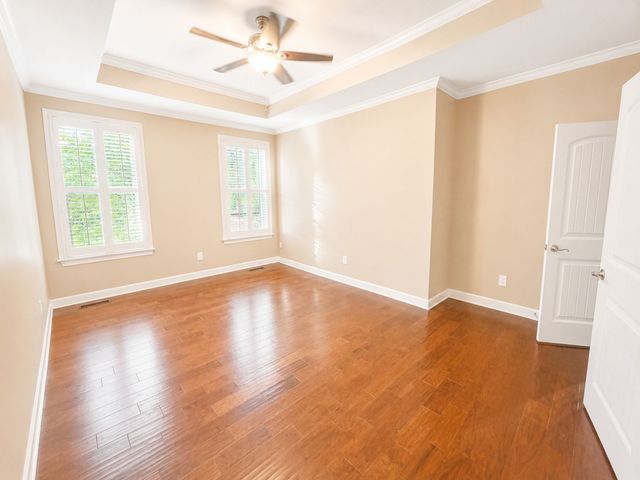 409 Valley Spring Dr, Mount Juliet, TN 37122