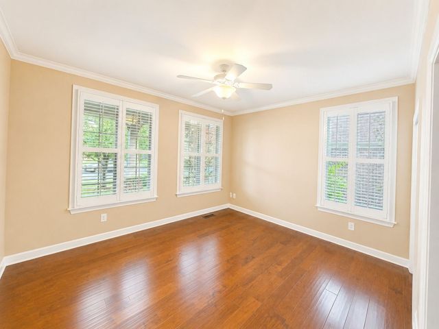 409 Valley Spring Dr, Mount Juliet, TN 37122