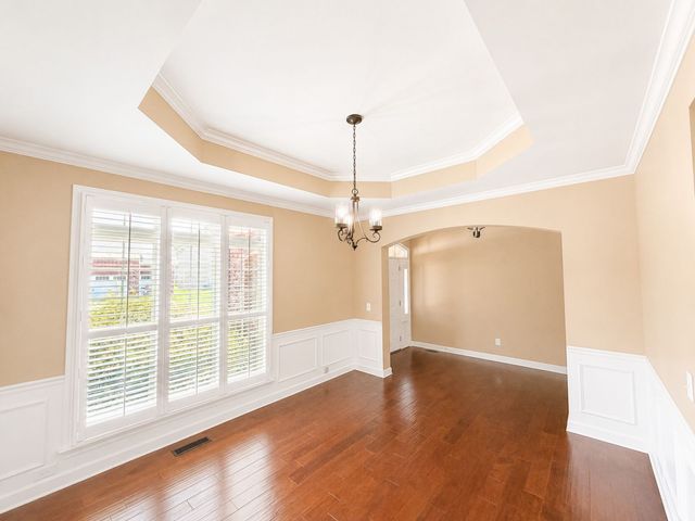 409 Valley Spring Dr, Mount Juliet, TN 37122