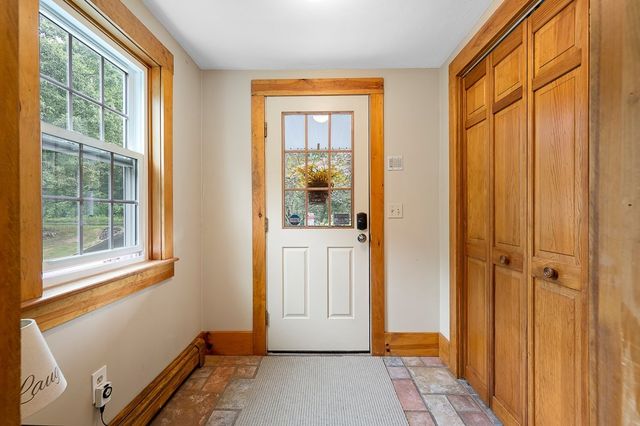 85 Millbury Rd, Oxford, MA 01540