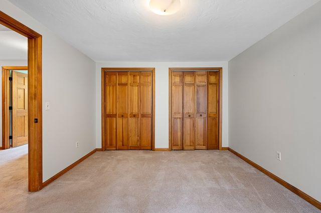 85 Millbury Rd, Oxford, MA 01540