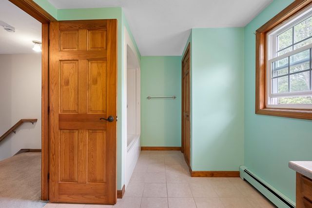 85 Millbury Rd, Oxford, MA 01540