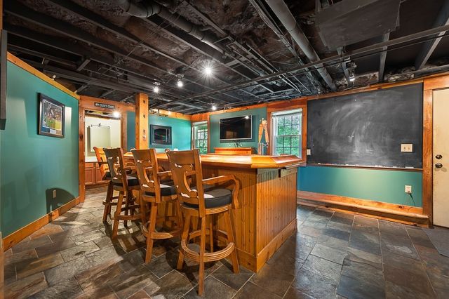 85 Millbury Rd, Oxford, MA 01540