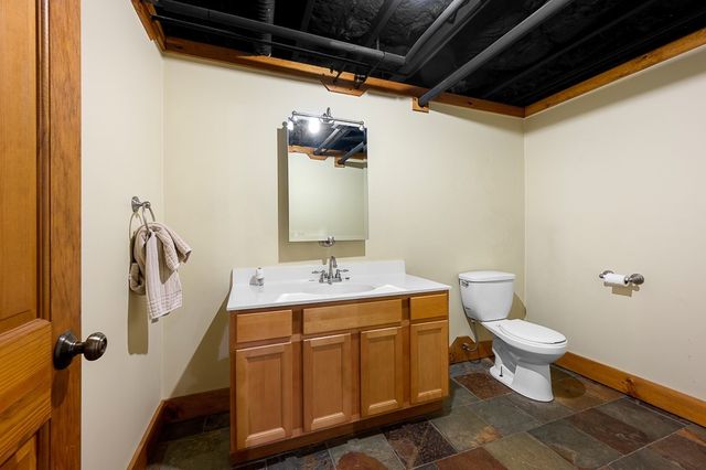 85 Millbury Rd, Oxford, MA 01540