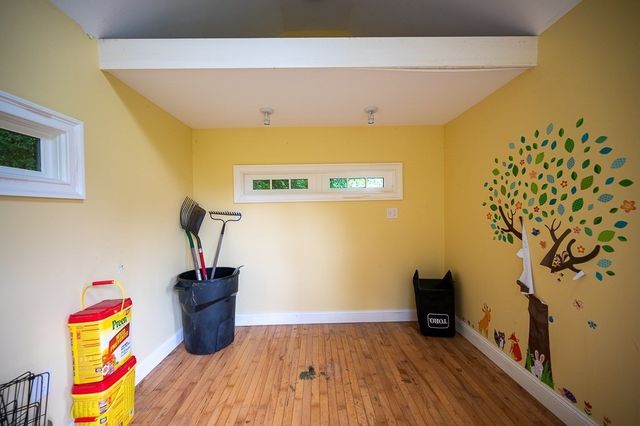 85 Millbury Rd, Oxford, MA 01540