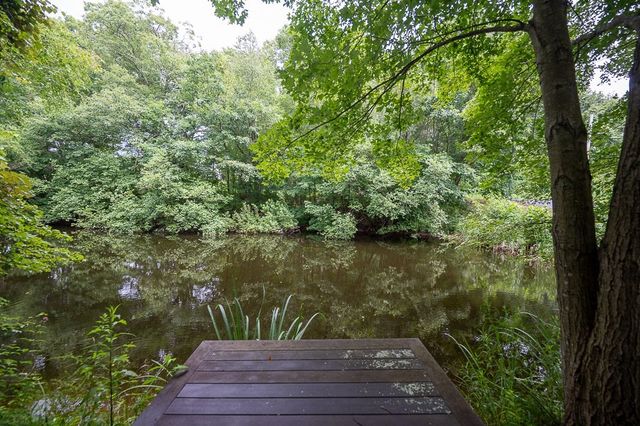 85 Millbury Rd, Oxford, MA 01540