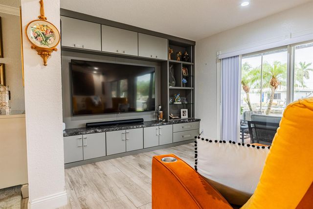 801 SE 5th Terrace, Pompano Beach, FL 33060
