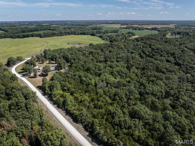 32019 County Road 358, Kahoka, MO 63445