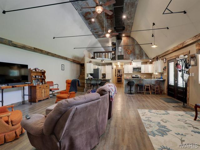 32019 County Road 358, Kahoka, MO 63445