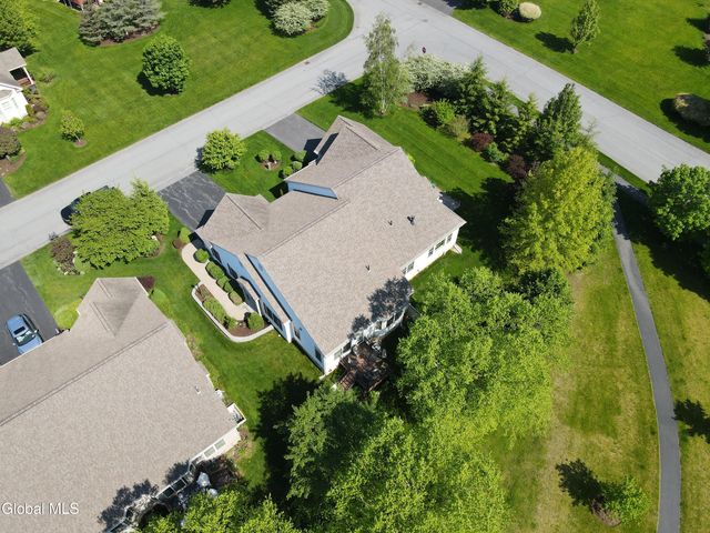 86 Meldon Circle, Queensbury, NY 12804