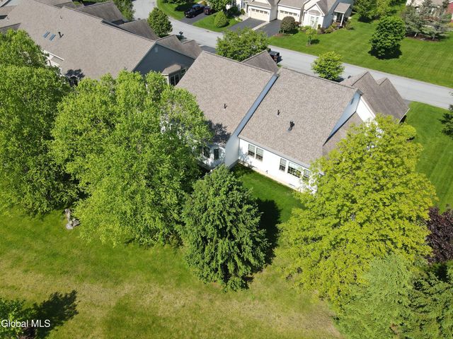 86 Meldon Circle, Queensbury, NY 12804