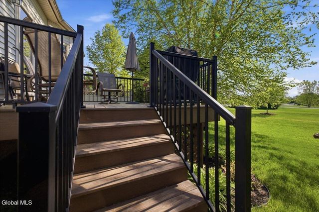 86 Meldon Circle, Queensbury, NY 12804