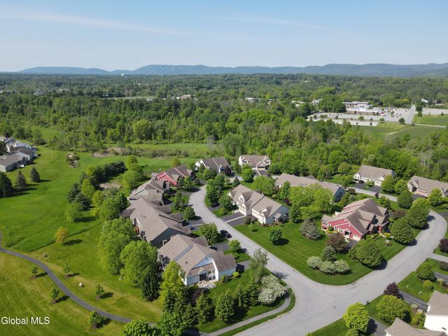86 Meldon Circle, Queensbury, NY 12804