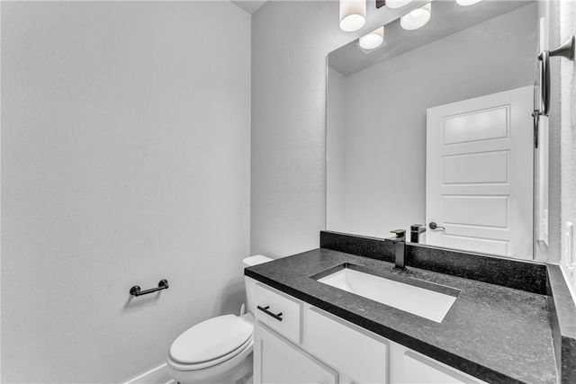 1702 Broadway Place, Rogers, AR 72758