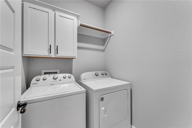 1702 Broadway Place, Rogers, AR 72758