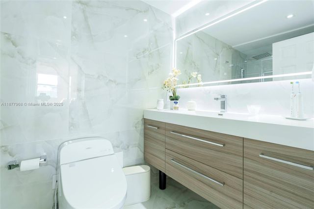 6770 Indian Creek Dr 15T, Miami Beach, FL 33141