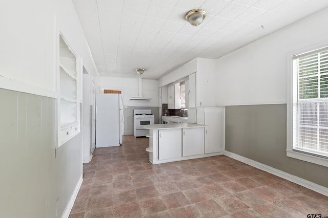 405 Rusk ST, Pittsburg, TX 75686