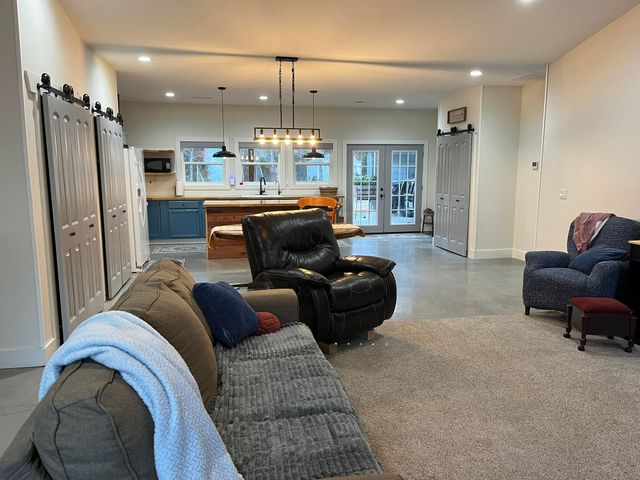 1002 Pleasant Grove Road, Fordland, MO 65652