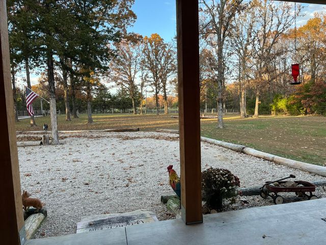 1002 Pleasant Grove Road, Fordland, MO 65652