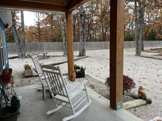 1002 Pleasant Grove Road, Fordland, MO 65652