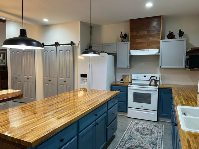 1002 Pleasant Grove Road, Fordland, MO 65652