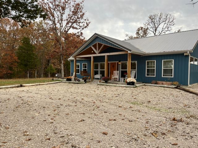 1002 Pleasant Grove Road, Fordland, MO 65652