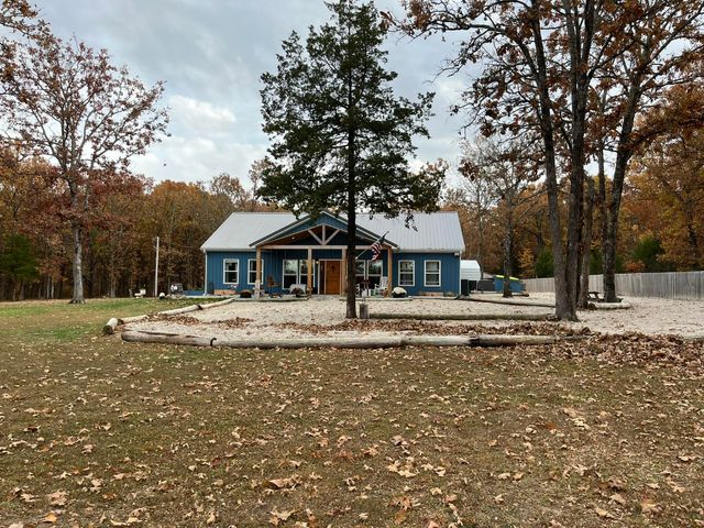 1002 Pleasant Grove Road, Fordland, MO 65652