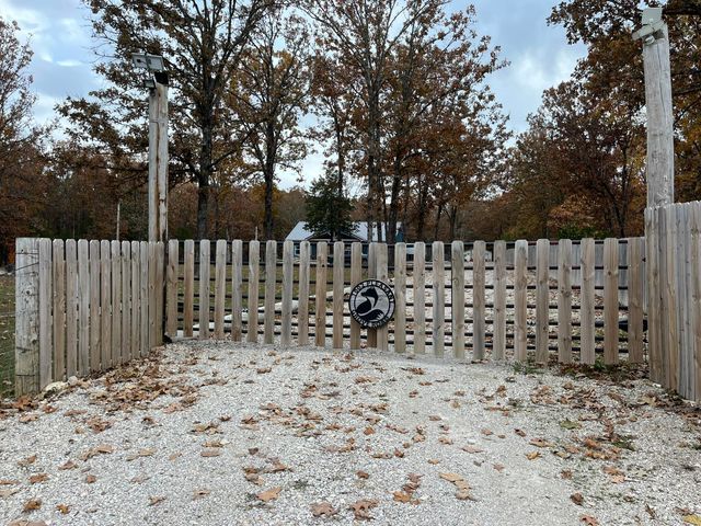 1002 Pleasant Grove Road, Fordland, MO 65652